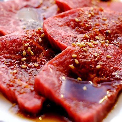 大衆焼肉ホルモンマン駕町通り店 焼肉食べ放題 旨辛カルビ